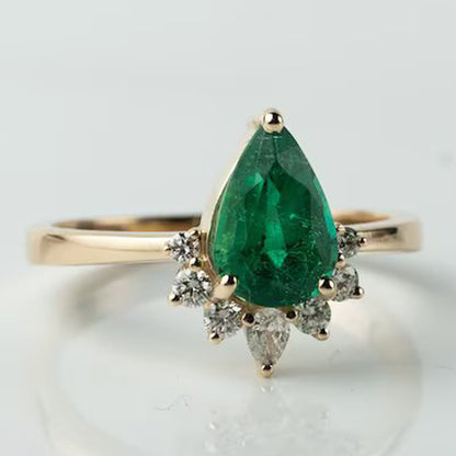 emerald pear cut ring