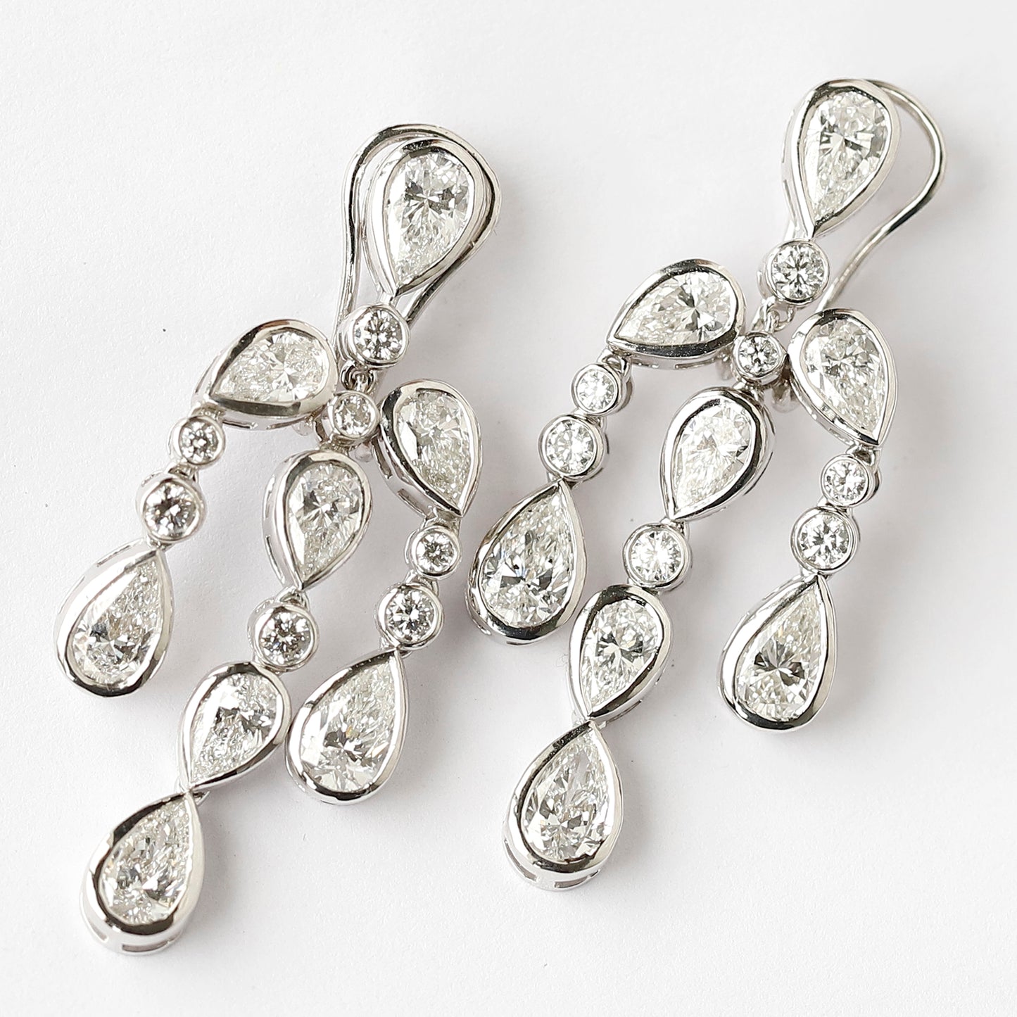 Pear Diamond Earring