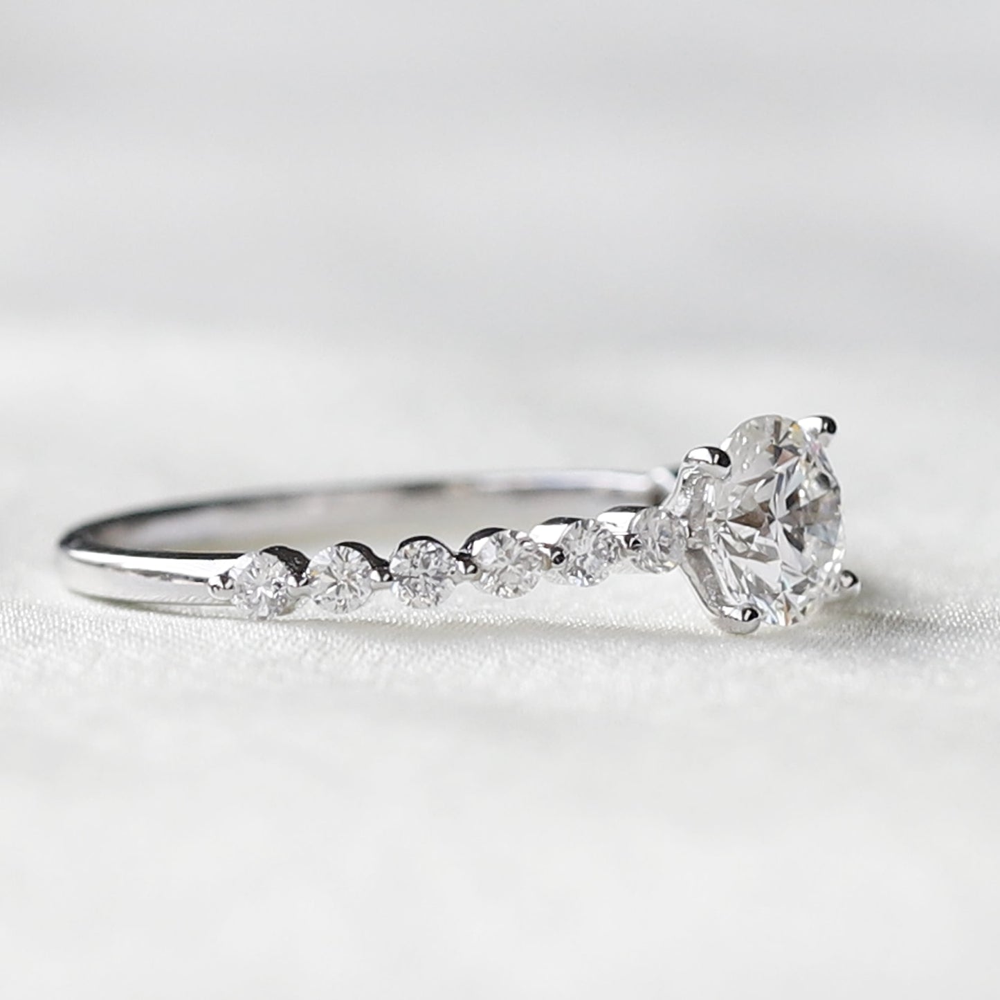 floating diamond ring