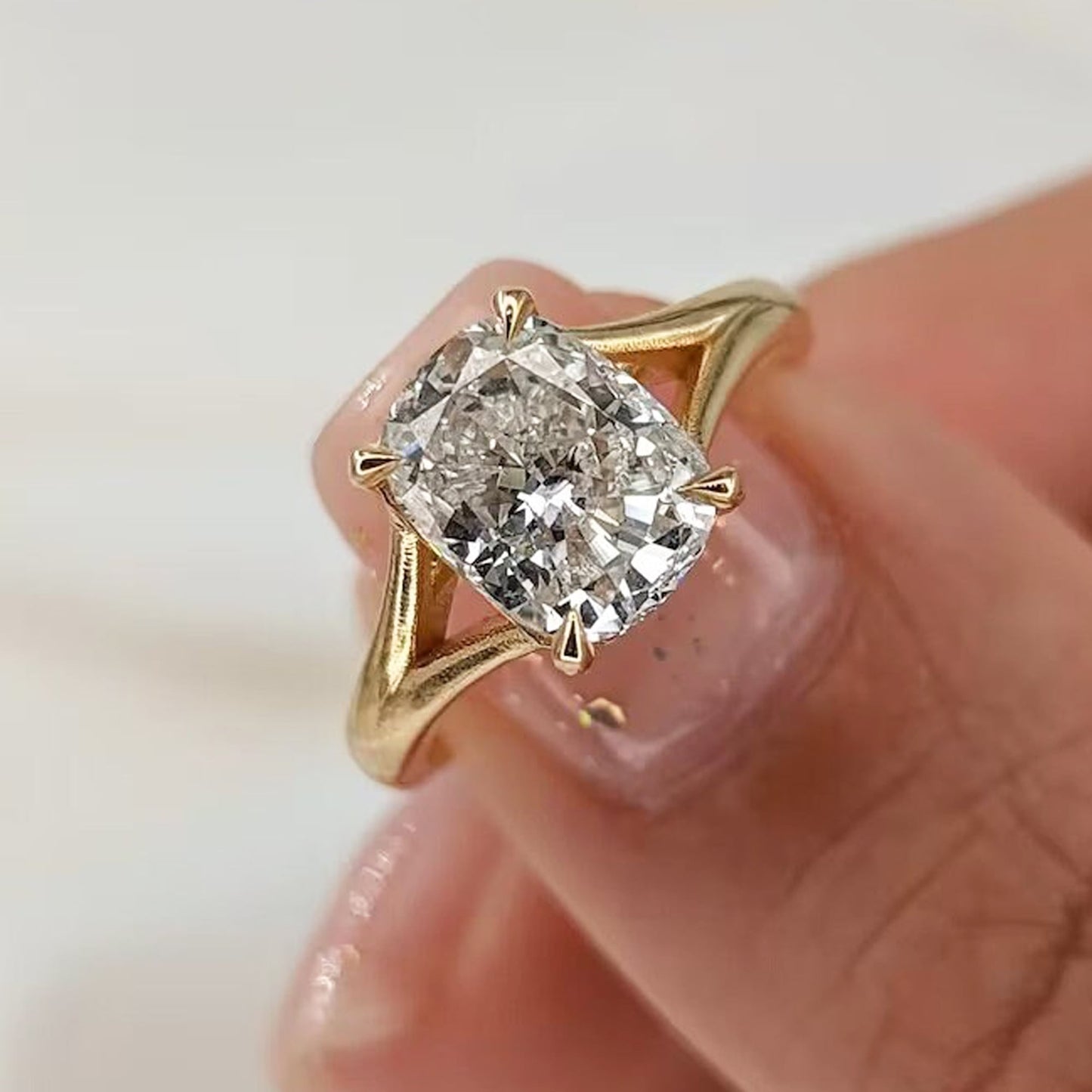 elongated cushion cut diamond