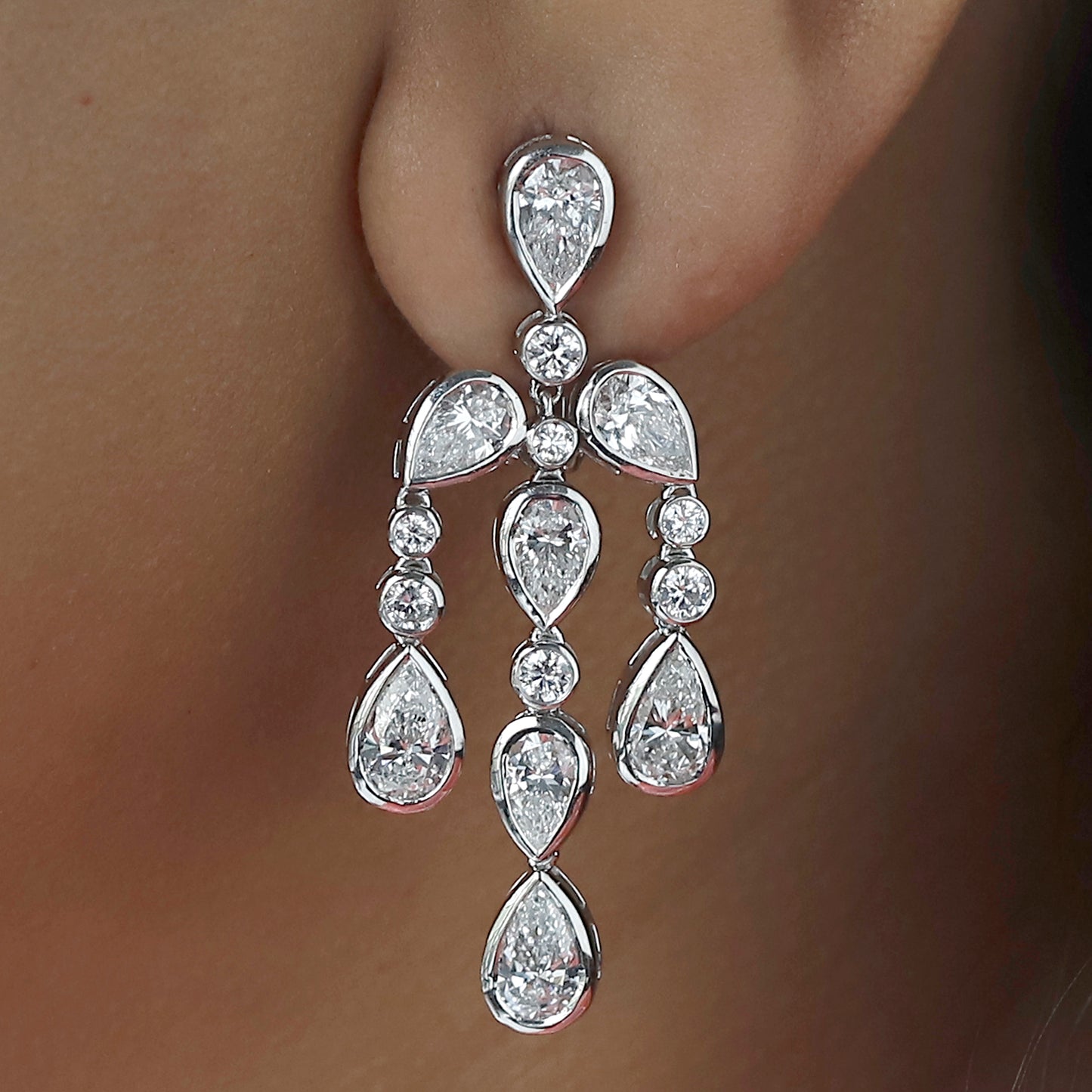 Pear Diamond Earring