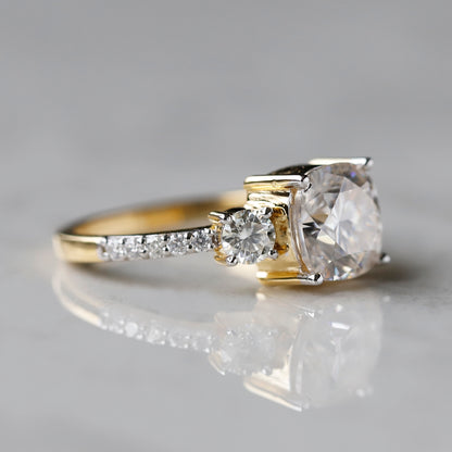 3-stone engagement ring