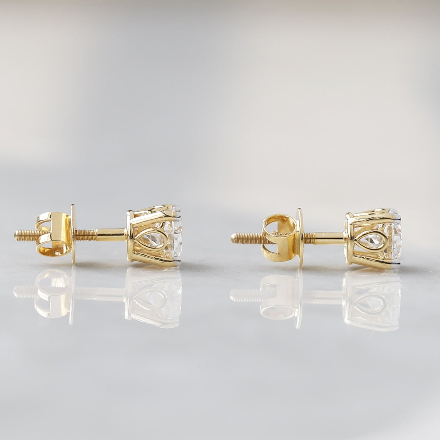 lab grown diamond earring