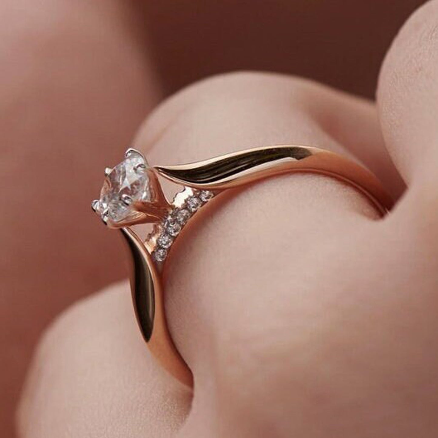 women's unique engagement rings