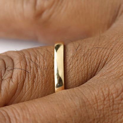 14 K Yellow Gold Plain Gold Wedding Band