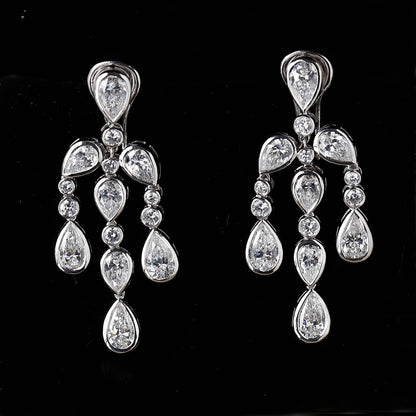 Pear Diamond Earring