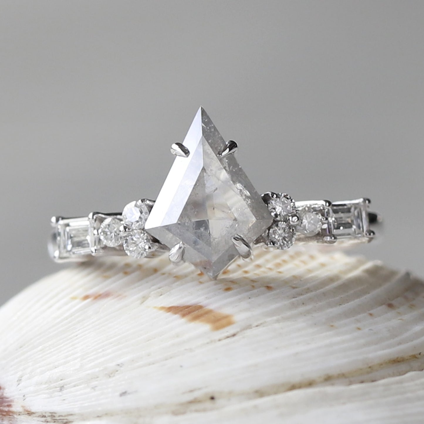 kite shaped engagement ring