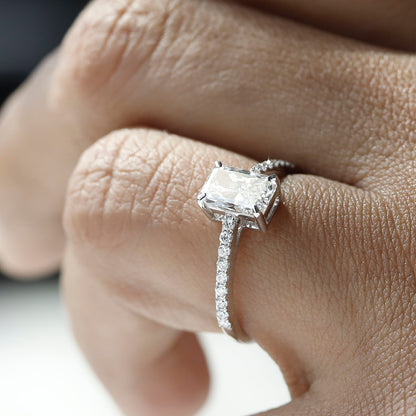 1 Carat Radiant Cut Diamond Engagement Ring For Your Special One