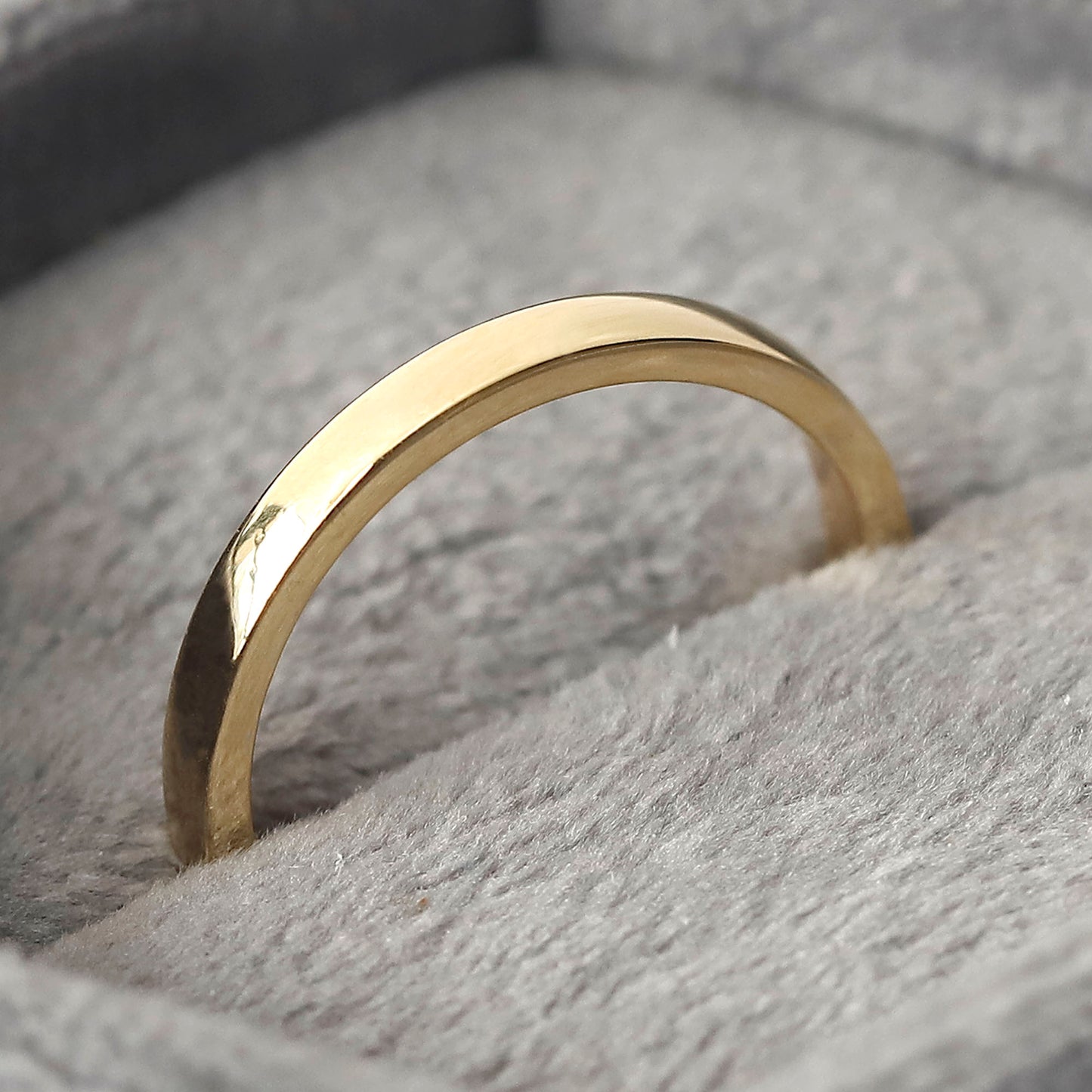 14 K Yellow Gold Plain Gold Wedding Band