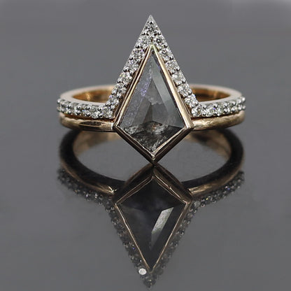 Stunning Vintage Kite Engagement Ring