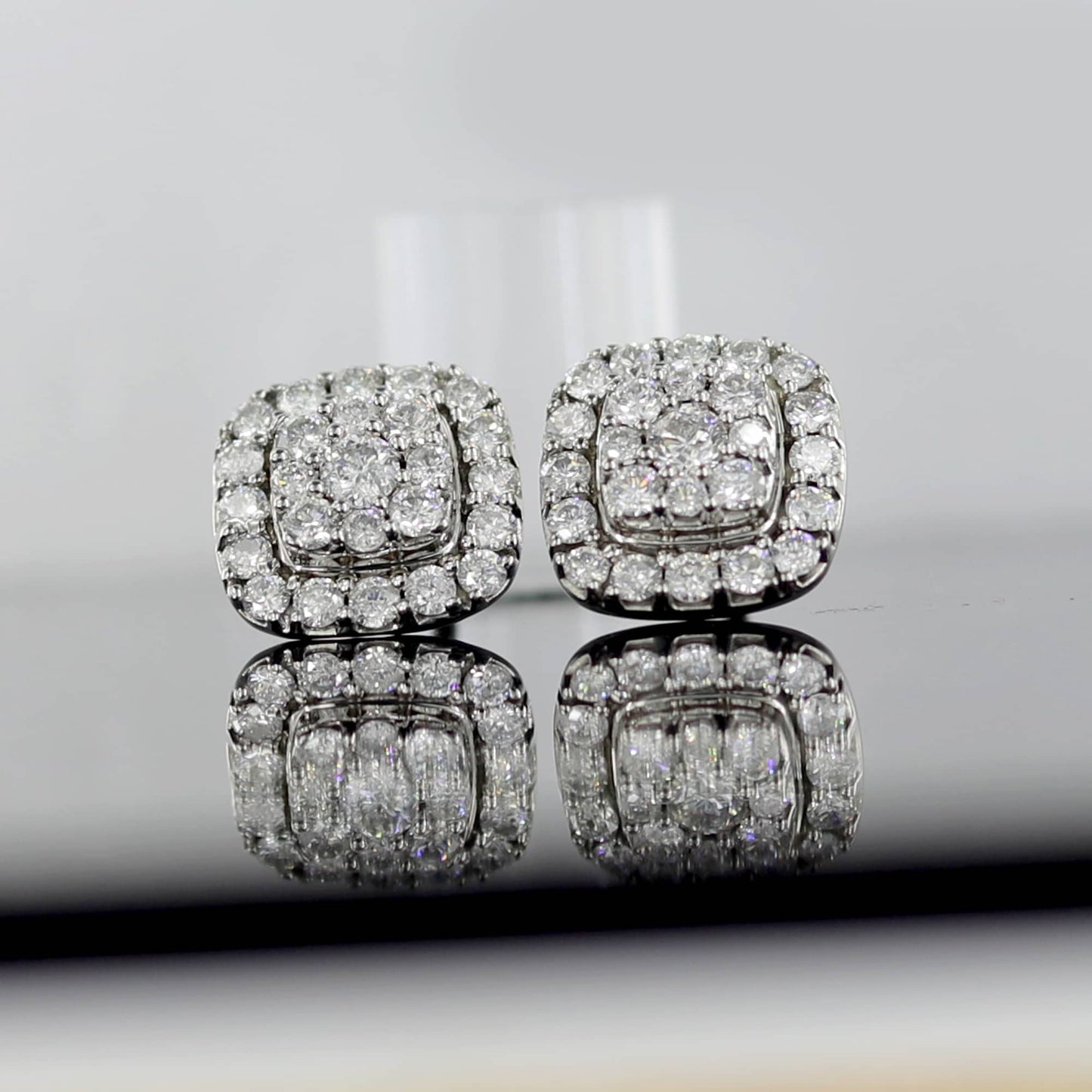 Diamond Stud Earring